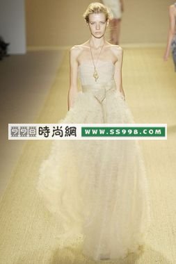 奢侈品牌_最奢侈的婚纱(3)